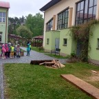 Zajíčkové na zahradě ZŠ