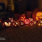 Halloweenská výzdoba u školky